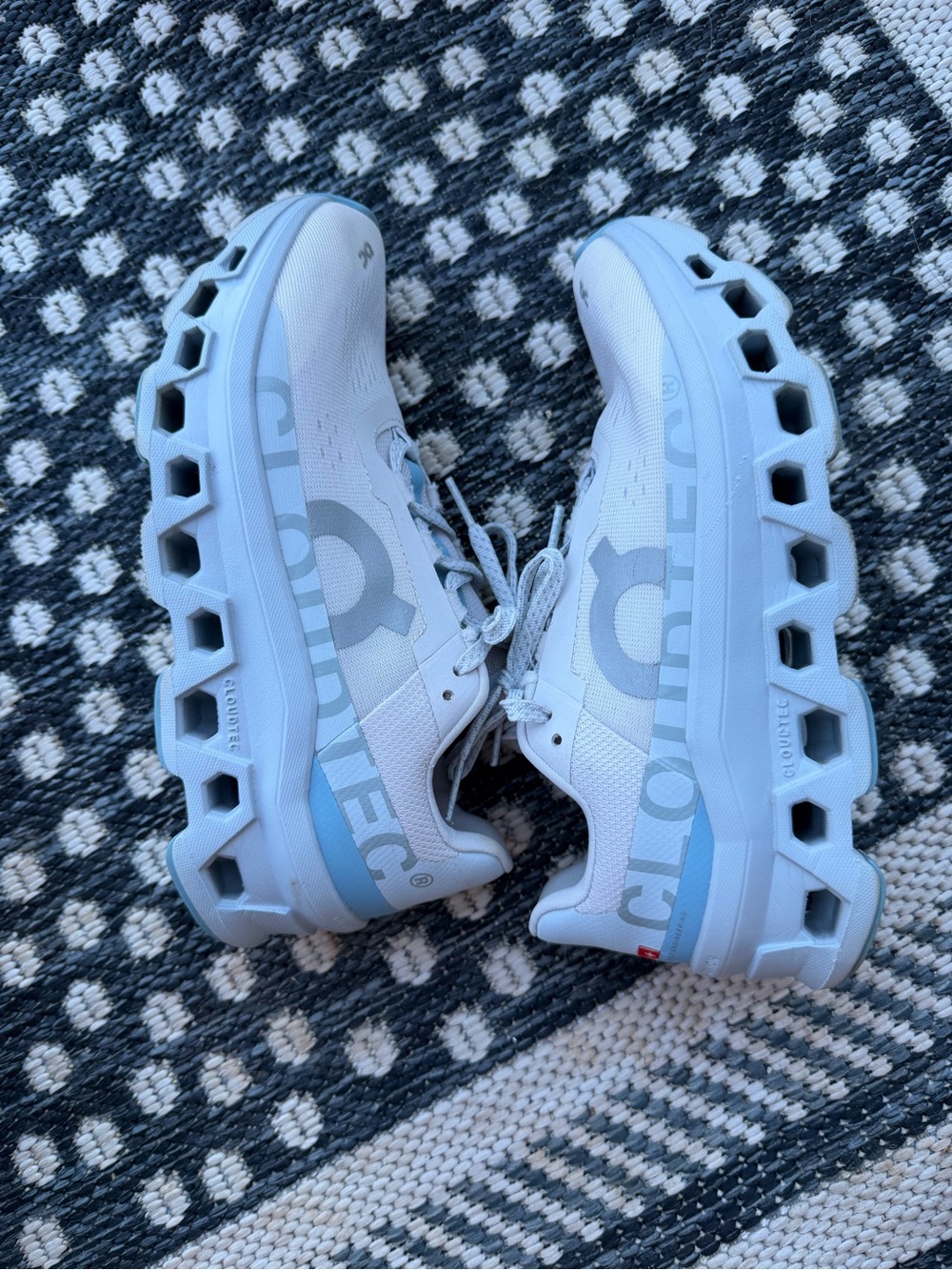 On Running Women's Light Blue and White Cloud Running Shoes - Picture 4 of 5